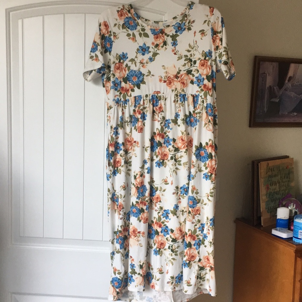 Floral pocket midi